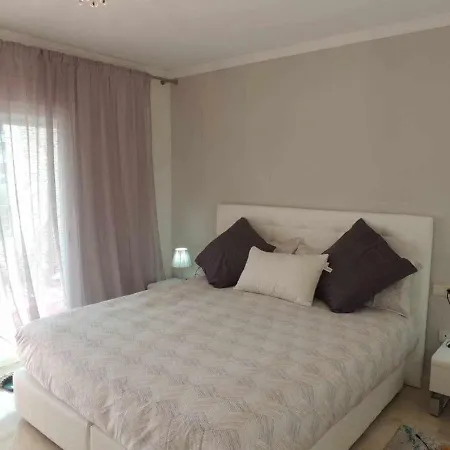 Puerto Banus Апартаменты *